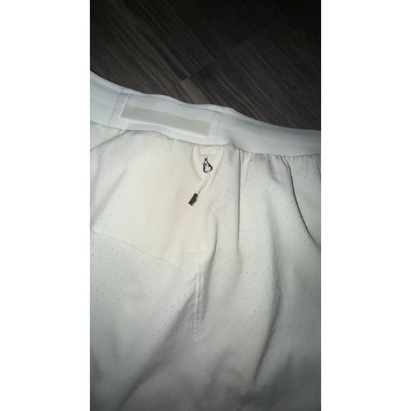 Lululemon Shorts Mens XLarge Fast free Short 6" Lined Running White Athletic Gym - Picture 10 of 10